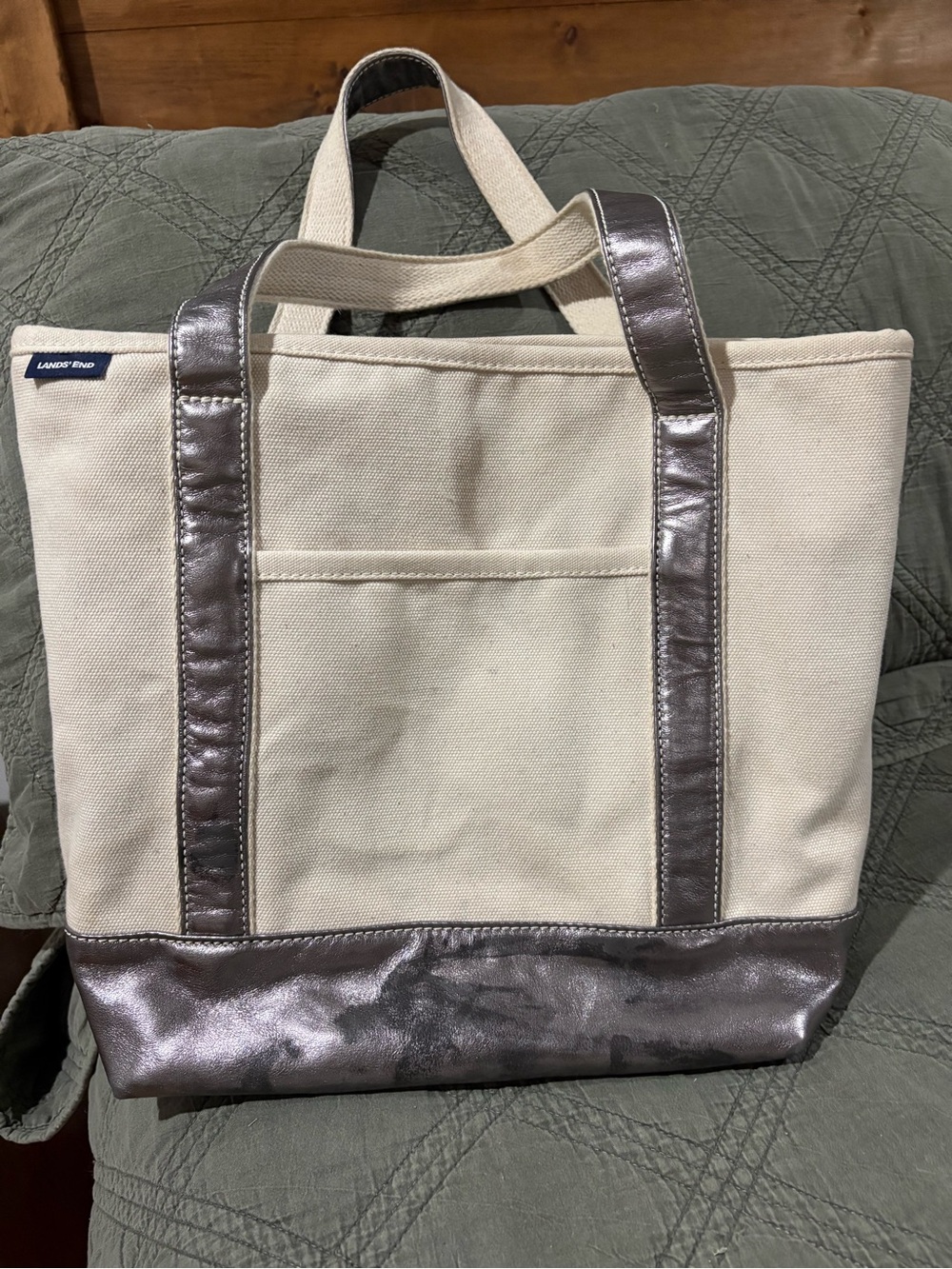 Lands send zip top tote bag
